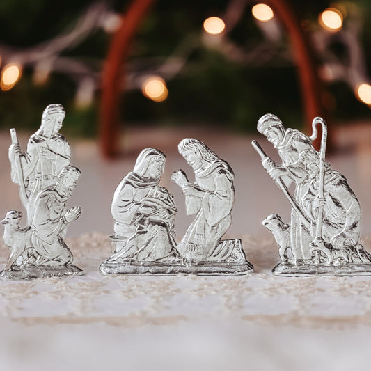 Handmade Manger Figurine Set